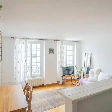 Apartment Cosy 1bd L'ile Saint-louis River Banks Paris